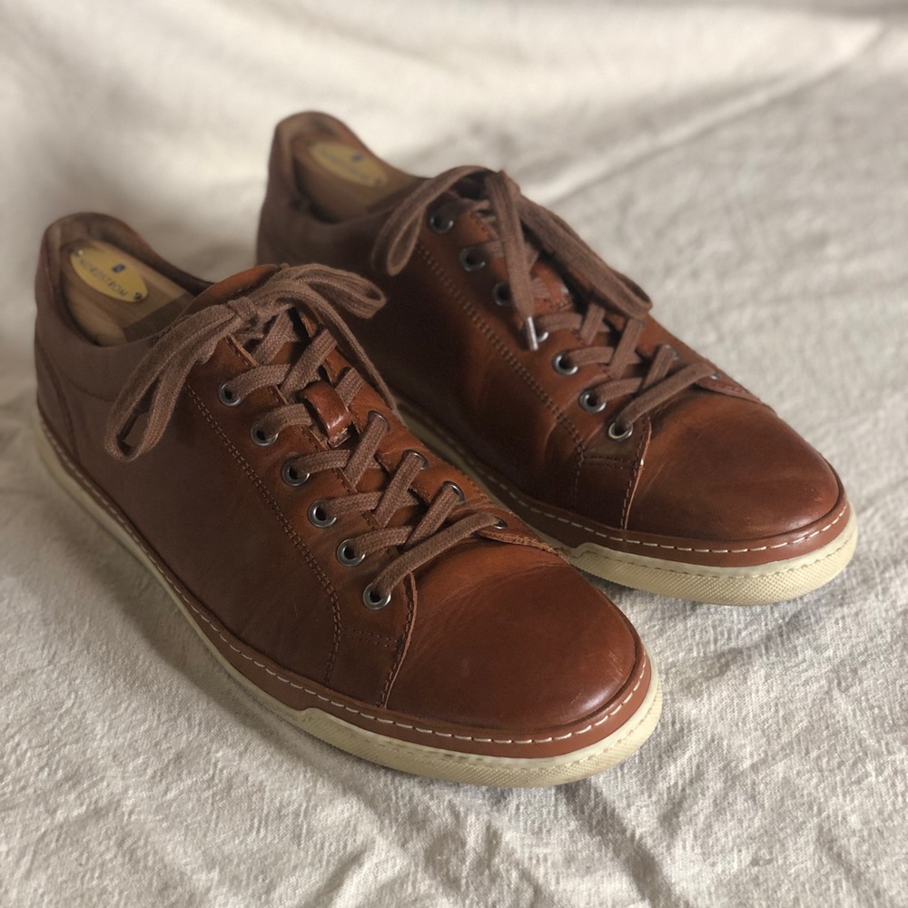 Allen Edmonds, brown leather, men’s size 10.5.